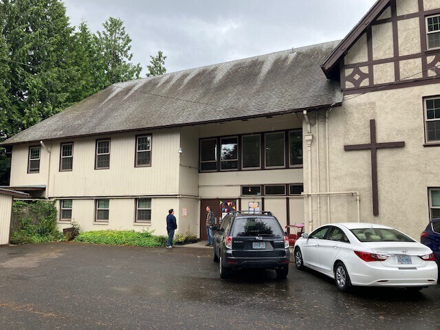 7528-N-Charleston-Ave-Portland-OR-Building-Photo-3-LargeHighDefinition