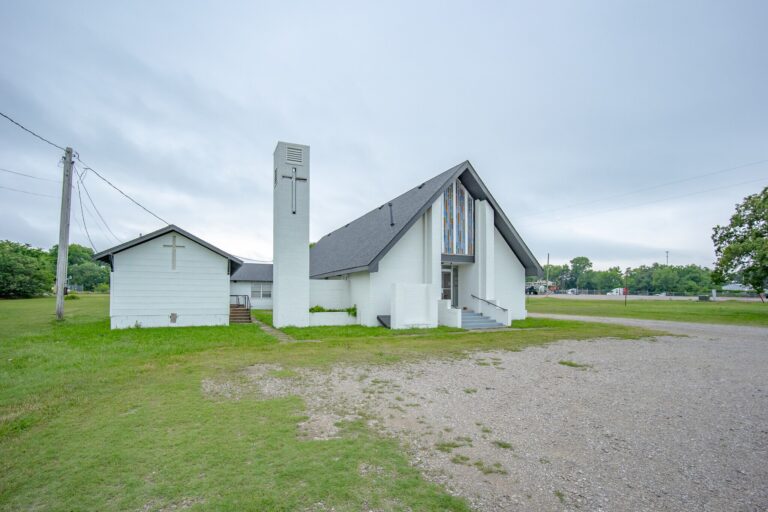 Church For Sale | 605 Main Street | Velma, OKlahoma